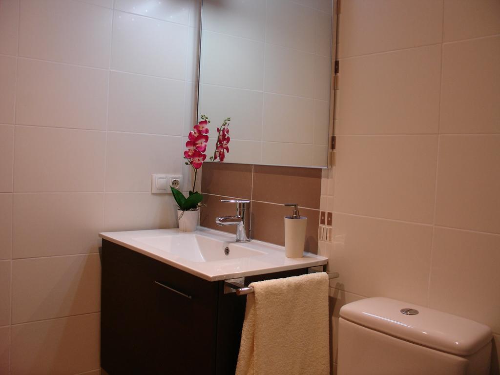 Ferienwohnung Playa Y Montana Faura-Valencia Zimmer foto